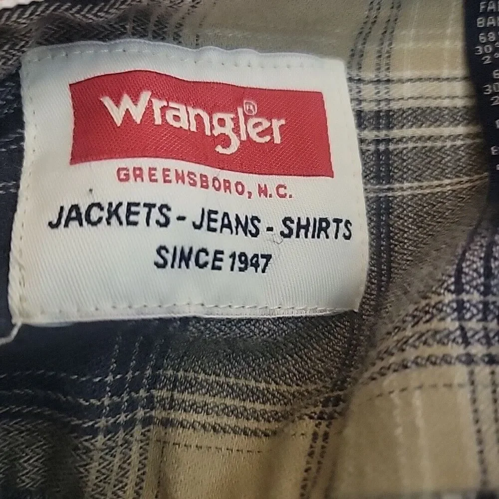 Wrangler Shirt‎ Men XL Mens Tan  Black Plaid Button Up Long Sleeve